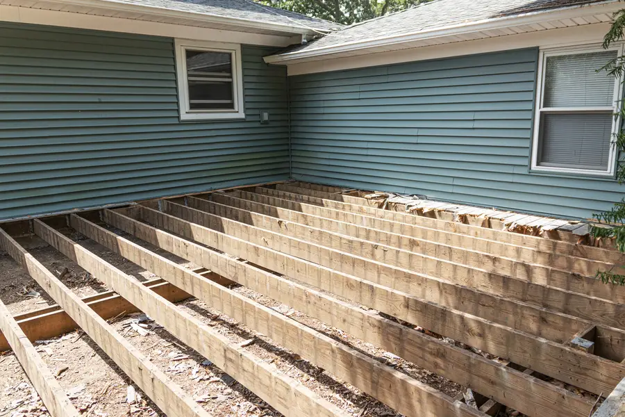 Why Proper Deck Foundation Matters For Durability in Taylor, TX